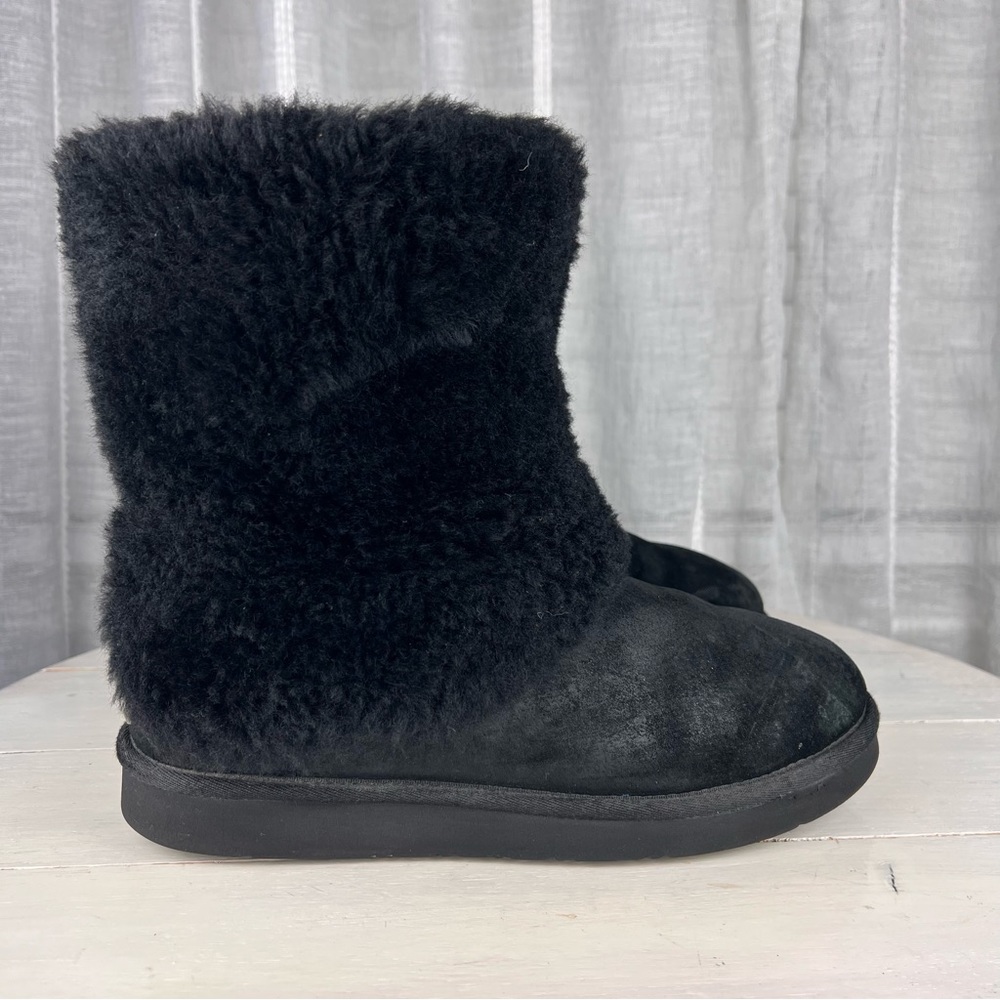 500toe Ugg Australia 1006794 Patten black suede shearling women's boots size 10